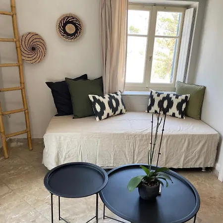 Aparthotel Rania Sea View