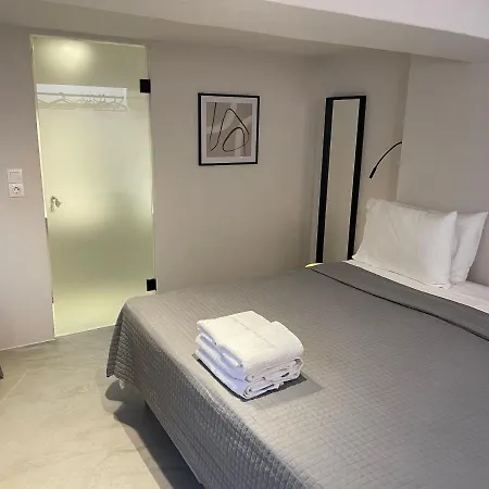 Rania Sea View Aparthotel 3*